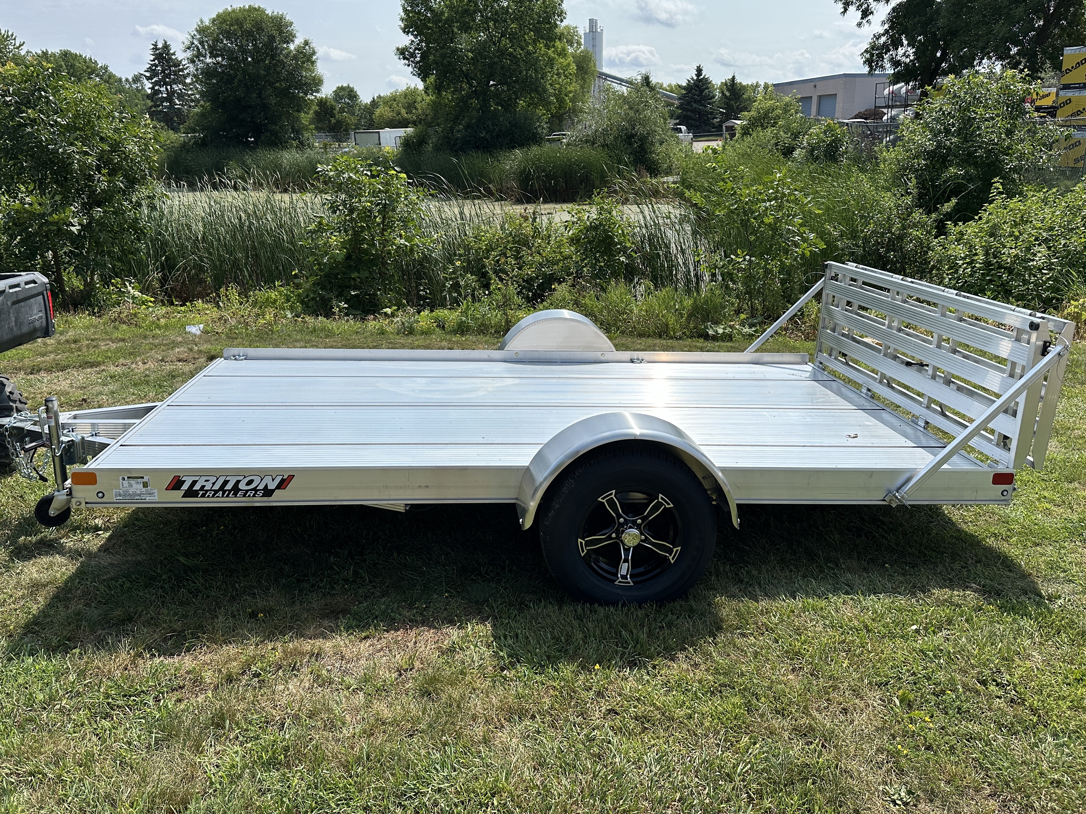 2026 Triton photo 2