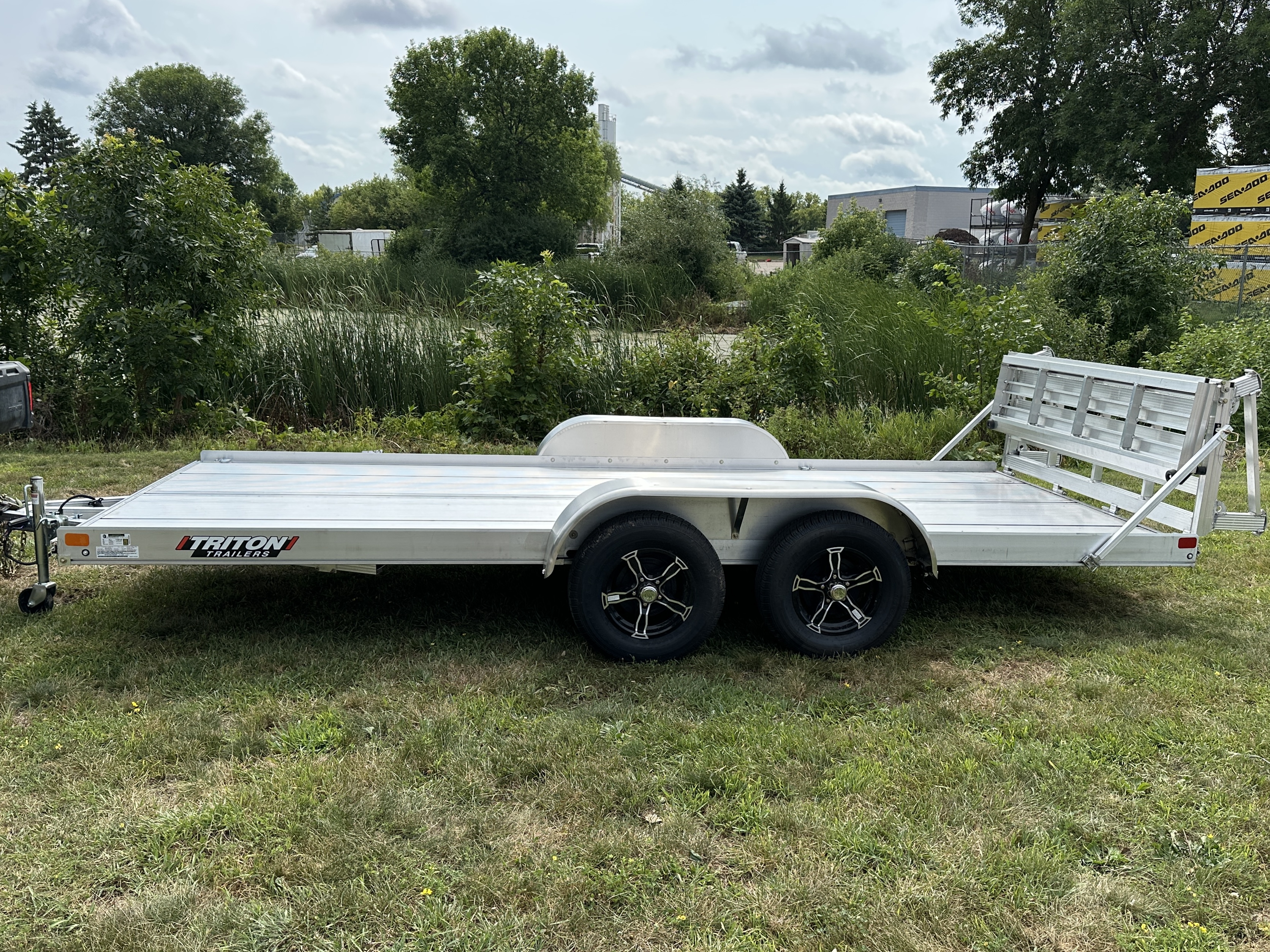 2026 Triton photo 2