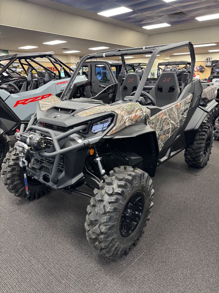 2025 Can-Am Commander X mr 1000R
