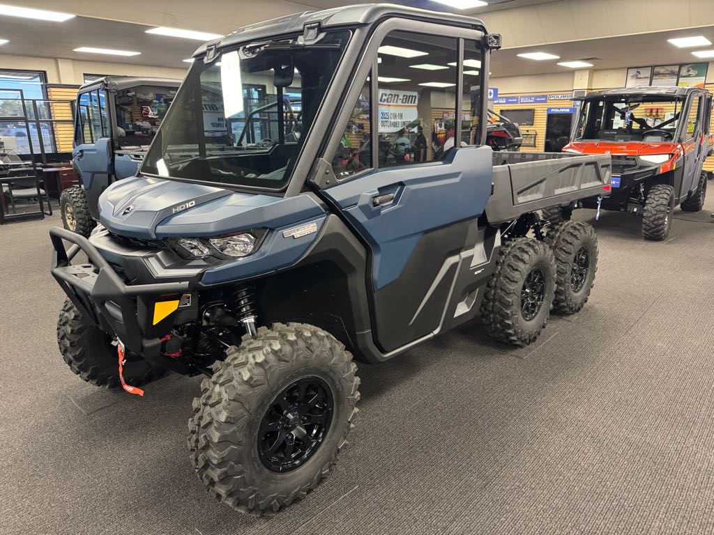 2026 Can-Am Defender 6X6 Limited