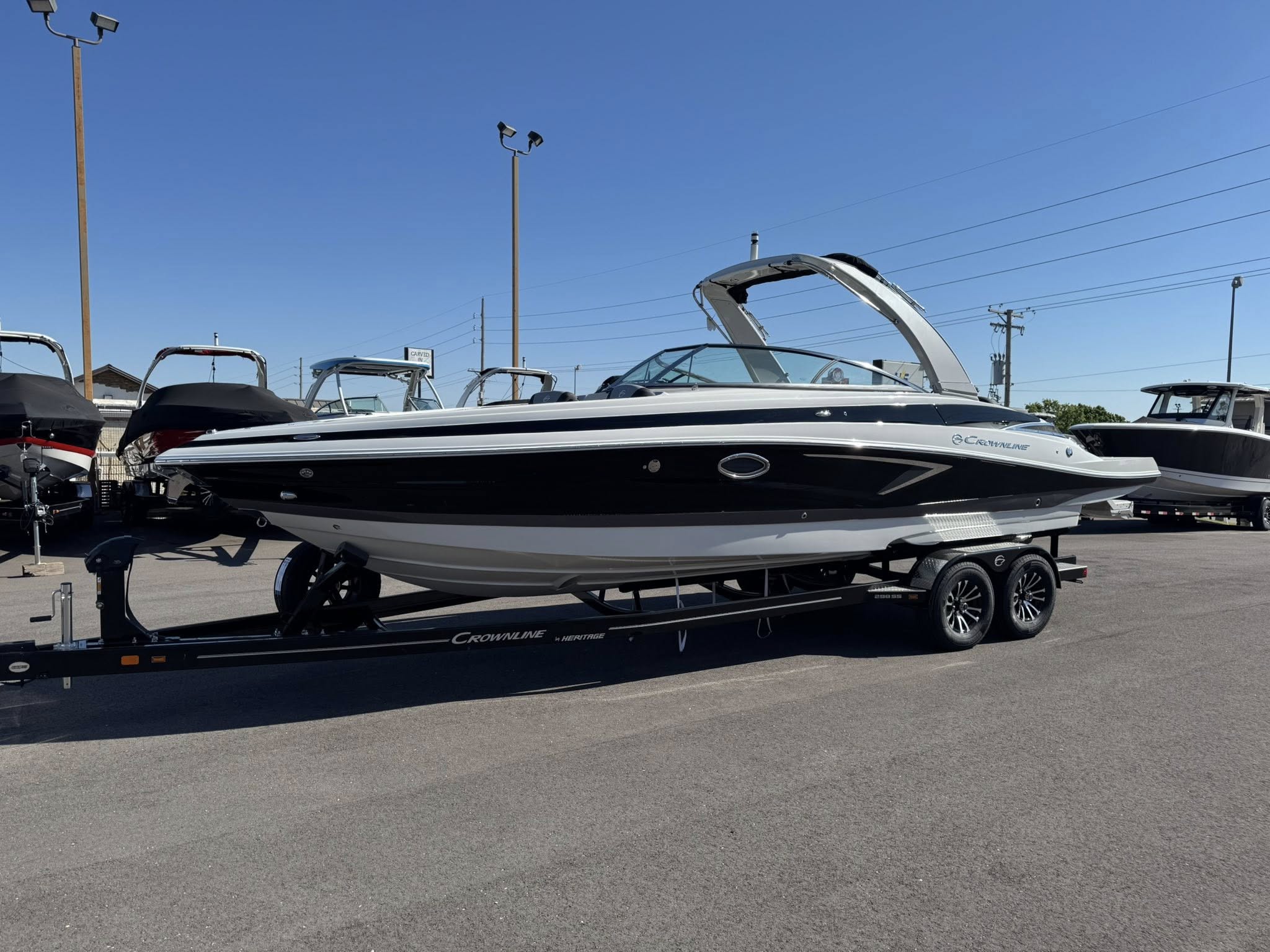 New 2026 Crownline 338 XSS, 65065 Osage Beach - Boat Trader