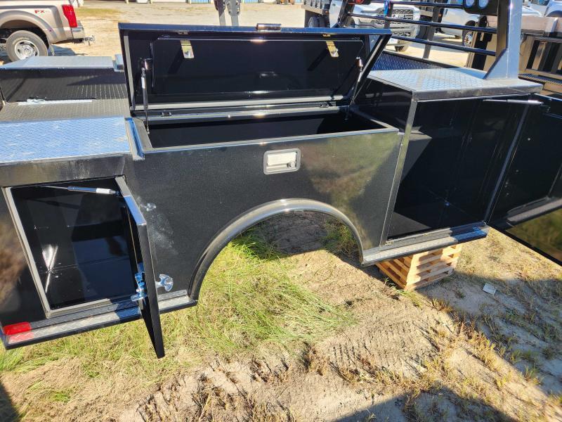 Utility Trailer photo 2