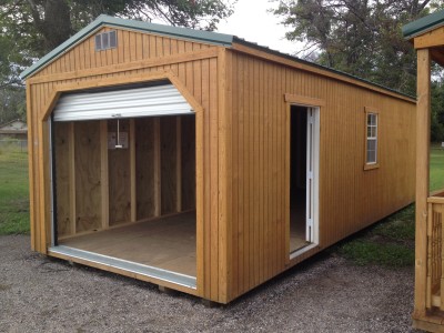 Garage Lark Lawn & Garden, Inc.
