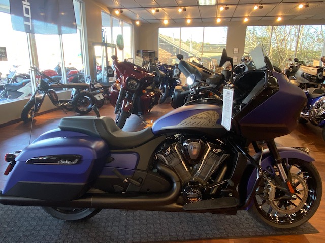 2024 Indian Motorcycle CHALLENGER DARKHORSE - Photo 6
