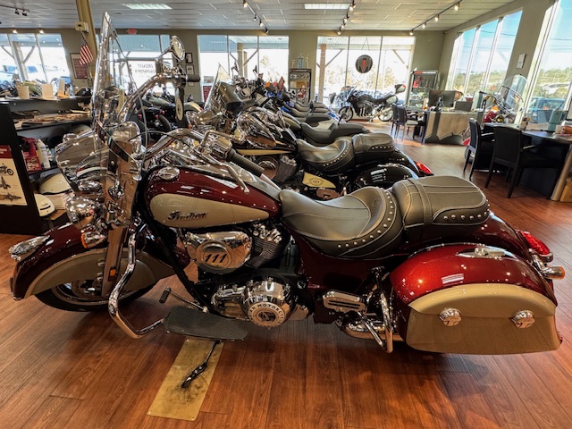 2025 Indian Motorcycle SPRINGFIELD - Photo 8