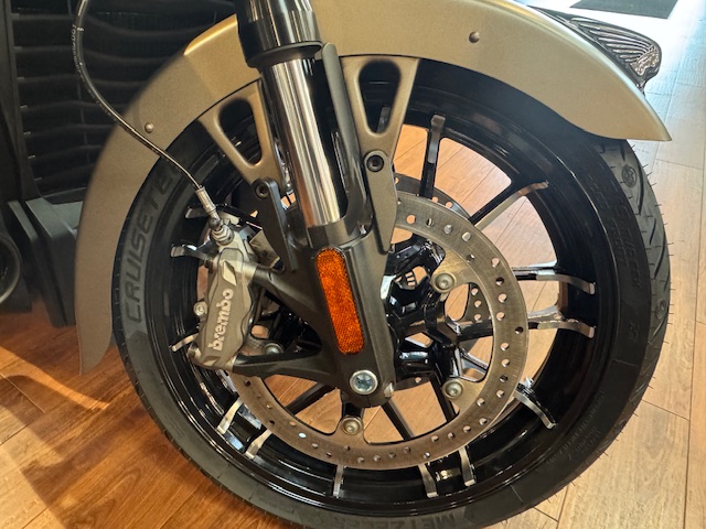 2025 Indian Motorcycle ROADMASTER POWERPLUS 112 DARK HORSE - Photo 6