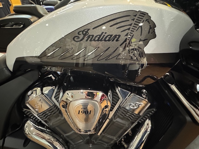 2025 Indian Motorcycle CHALLENGER LIMITED - Photo 6