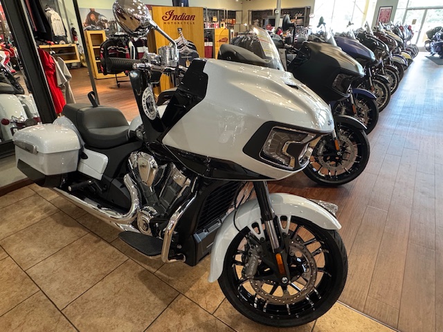 2025 Indian Motorcycle CHALLENGER LIMITED - Photo 8