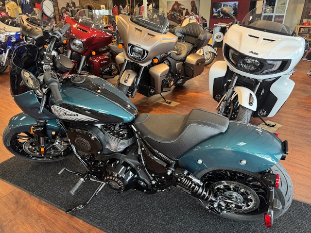 2025 Indian Motorcycle SPORT CHIEF - Photo 9