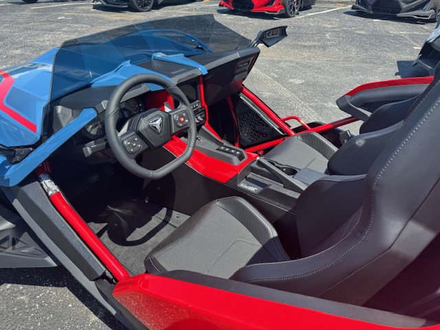 2025 Slingshot SLINGSHOT R  AUTODRIVE - Photo 4