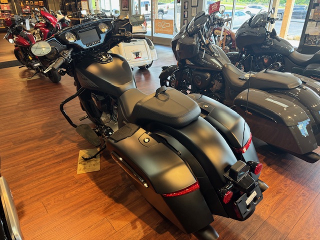2025 Indian Motorcycle CHIEFTAIN POWERPLUS 112 DARKHORSE with Powerband Audio - Photo 10