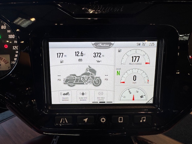 2025 Indian Motorcycle CHIEFTAIN POWERPLUS 112 DARKHORSE with Powerband Audio - Photo 18