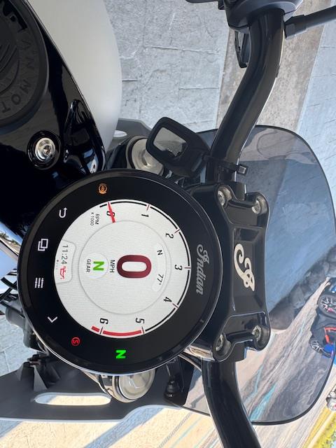 2024 Indian Motorcycle SPORT CHIEF - Photo 11