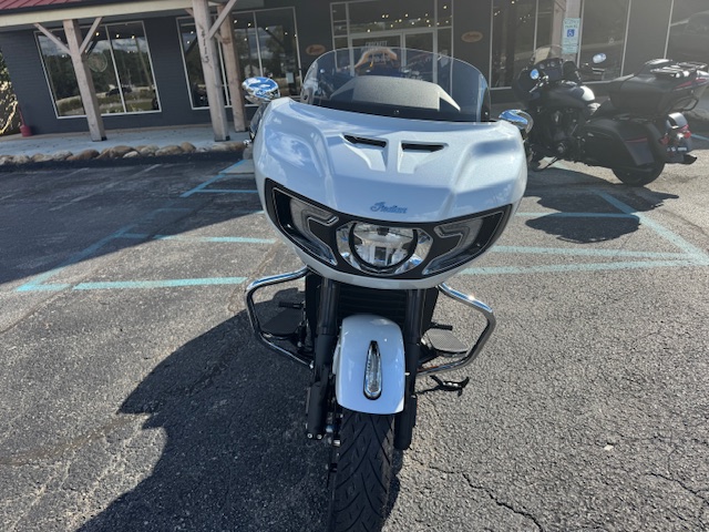 2025 Indian Motorcycle CHALLENGER 112 LIMITED WITH POWERBAND AUDIO - Photo 6