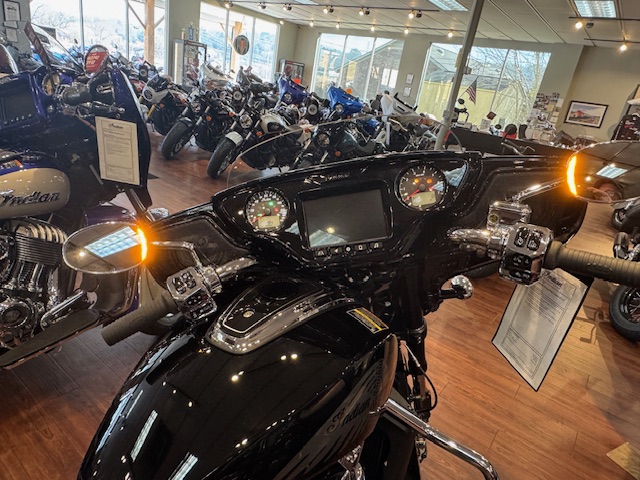 2025 Indian Motorcycle CHIEFTAIN POWERPLUS 112 LIMITED - Photo 11