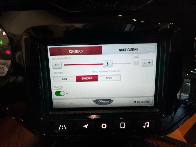 2025 Indian Motorcycle CHIEFTAIN POWERPLUS 112 DARKHORSE WITH POWERBAND AUDIO - Photo 17