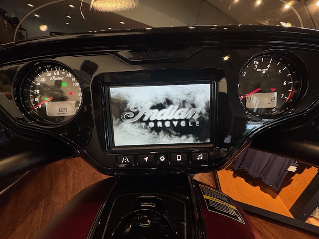 2025 Indian Motorcycle CHIEFTAIN POWERPLUS 112 DARKHORSE WITH POWERBAND AUDIO - Photo 9