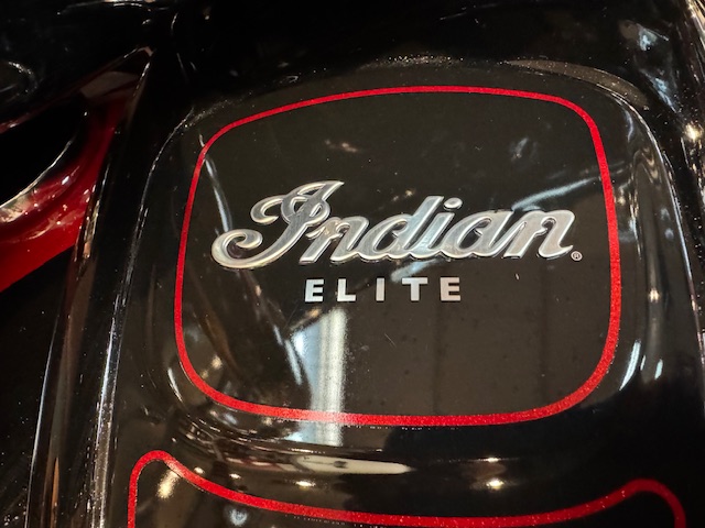 2020 Indian Motorcycle CHIEFTAIN ELITE - Photo 4