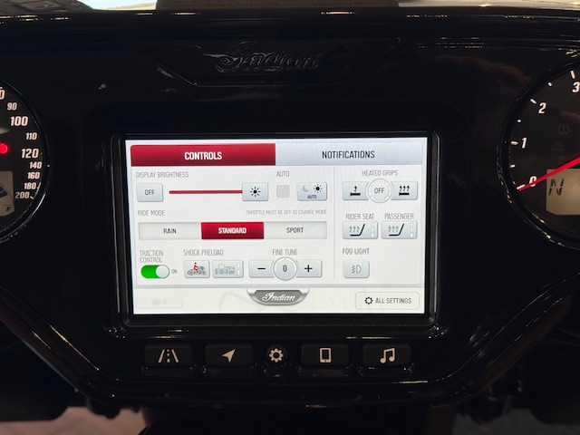 2025 Indian Motorcycle ROADMASTER POWERPLUS 108 WITH POWERBAND AUDIO - Photo 17