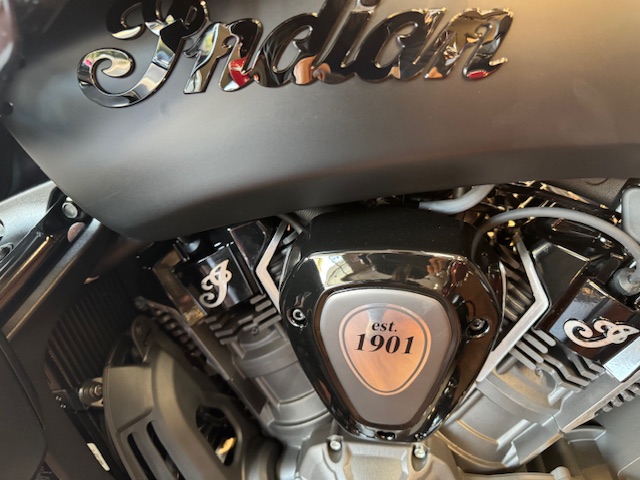 2025 Indian Motorcycle ROADMASTER POWERPLUS 108 WITH POWERBAND AUDIO - Photo 2