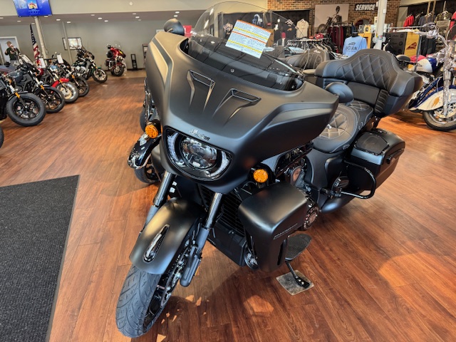 2025 Indian Motorcycle ROADMASTER POWERPLUS 108 WITH POWERBAND AUDIO - Photo 4