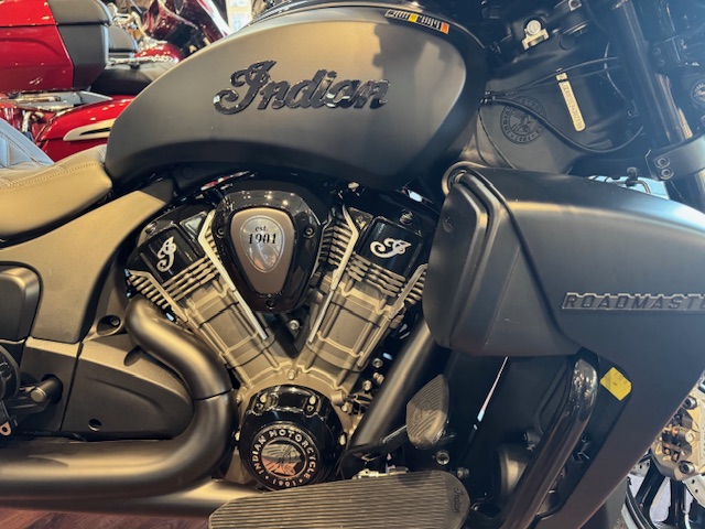 2025 Indian Motorcycle ROADMASTER POWERPLUS 108 WITH POWERBAND AUDIO - Photo 8