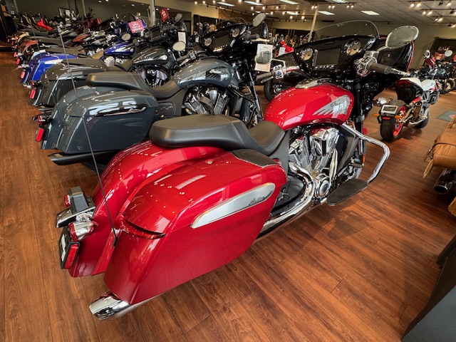 2025 Indian Motorcycle CHIEFTAIN POWERPLUS 112 LIMITED WITH POWERBAND AUDIO - Photo 10