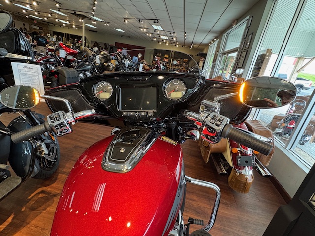 2025 Indian Motorcycle CHIEFTAIN POWERPLUS 112 LIMITED WITH POWERBAND AUDIO - Photo 11