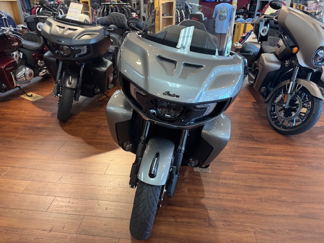 2025 Indian Motorcycle PURSUIT 112 DARKHORSE WITH POWERBAND AUDIO PKG - Photo 5