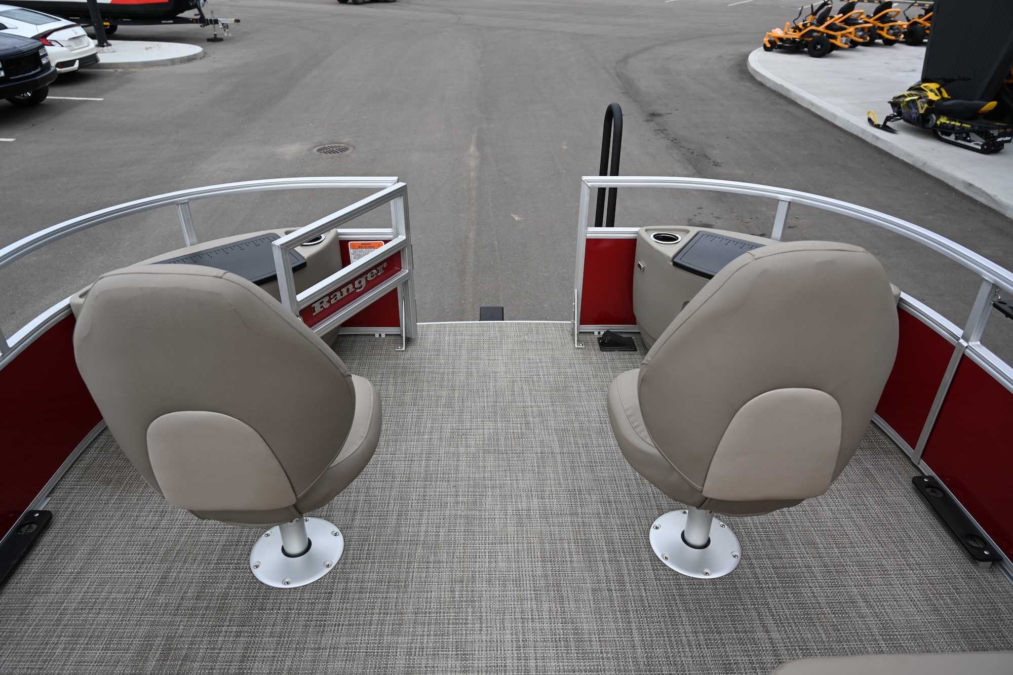 2024 Ranger Boats REATA 200F RED BLK - Photo 12