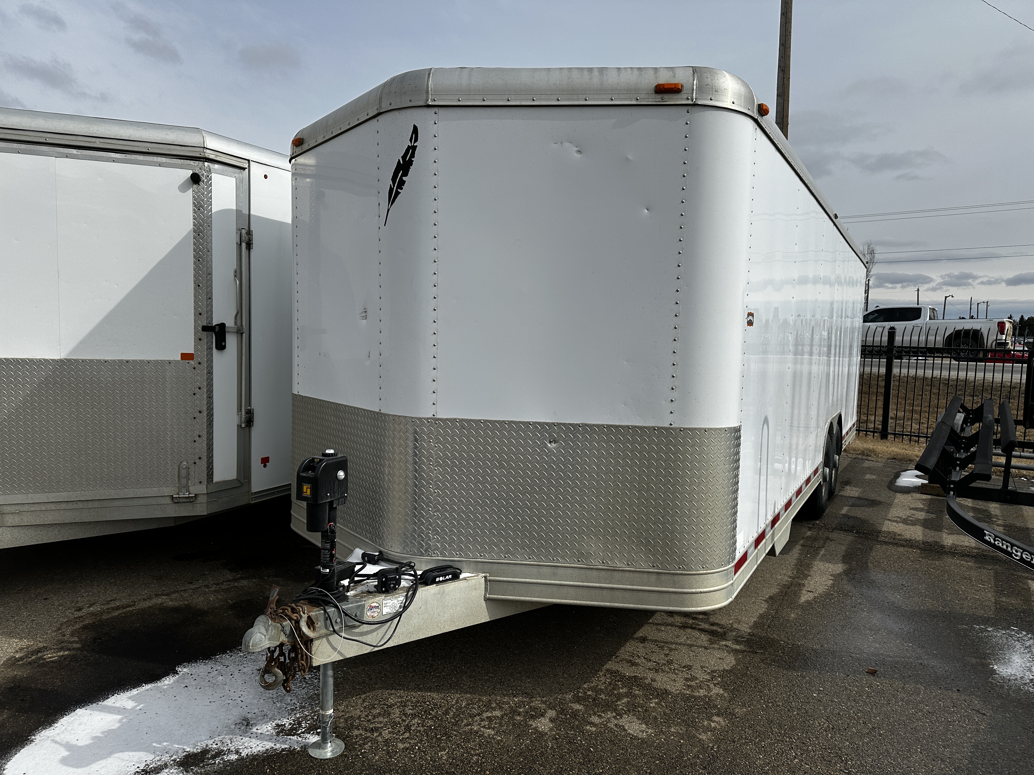 2010 Featherlite 3500 - Photo 2