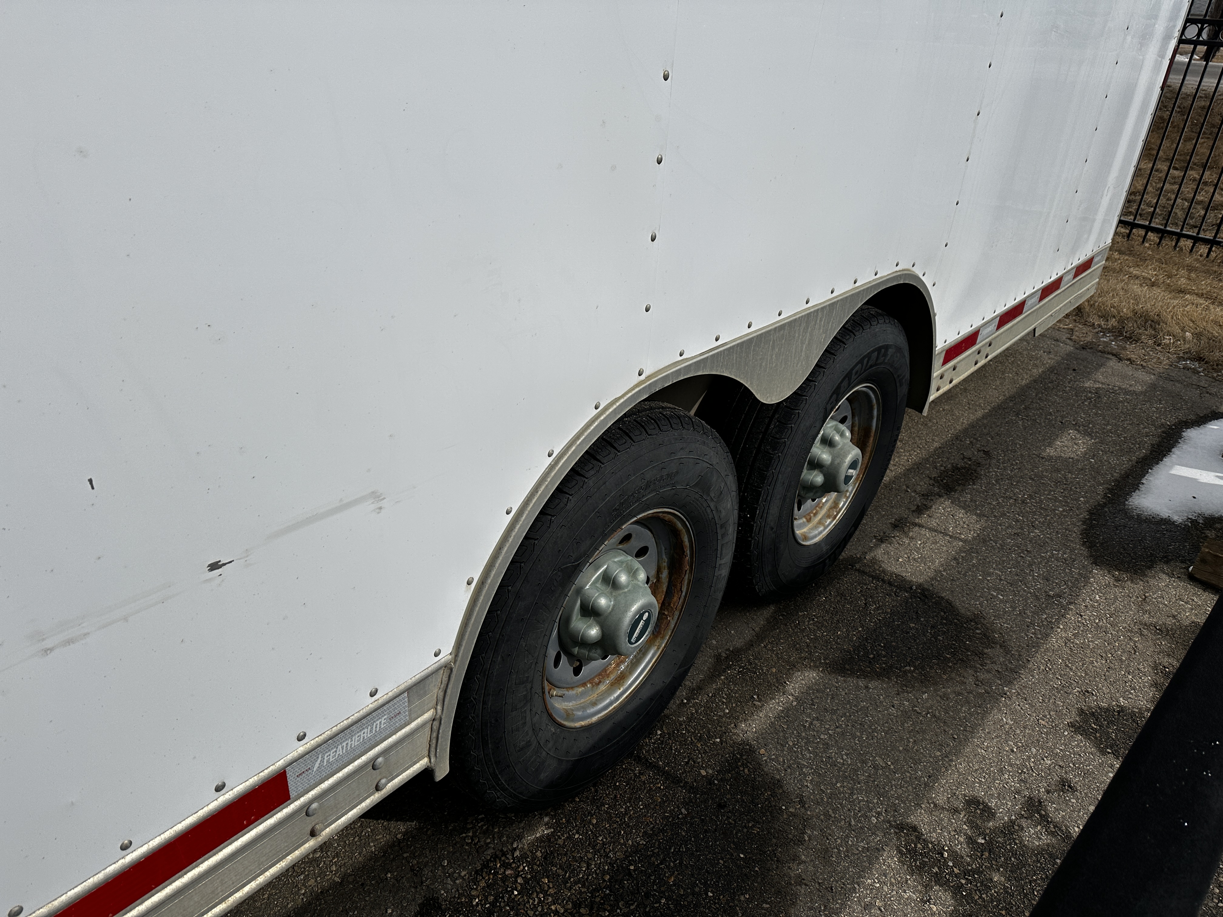 2010 Featherlite 3500 - Photo 4
