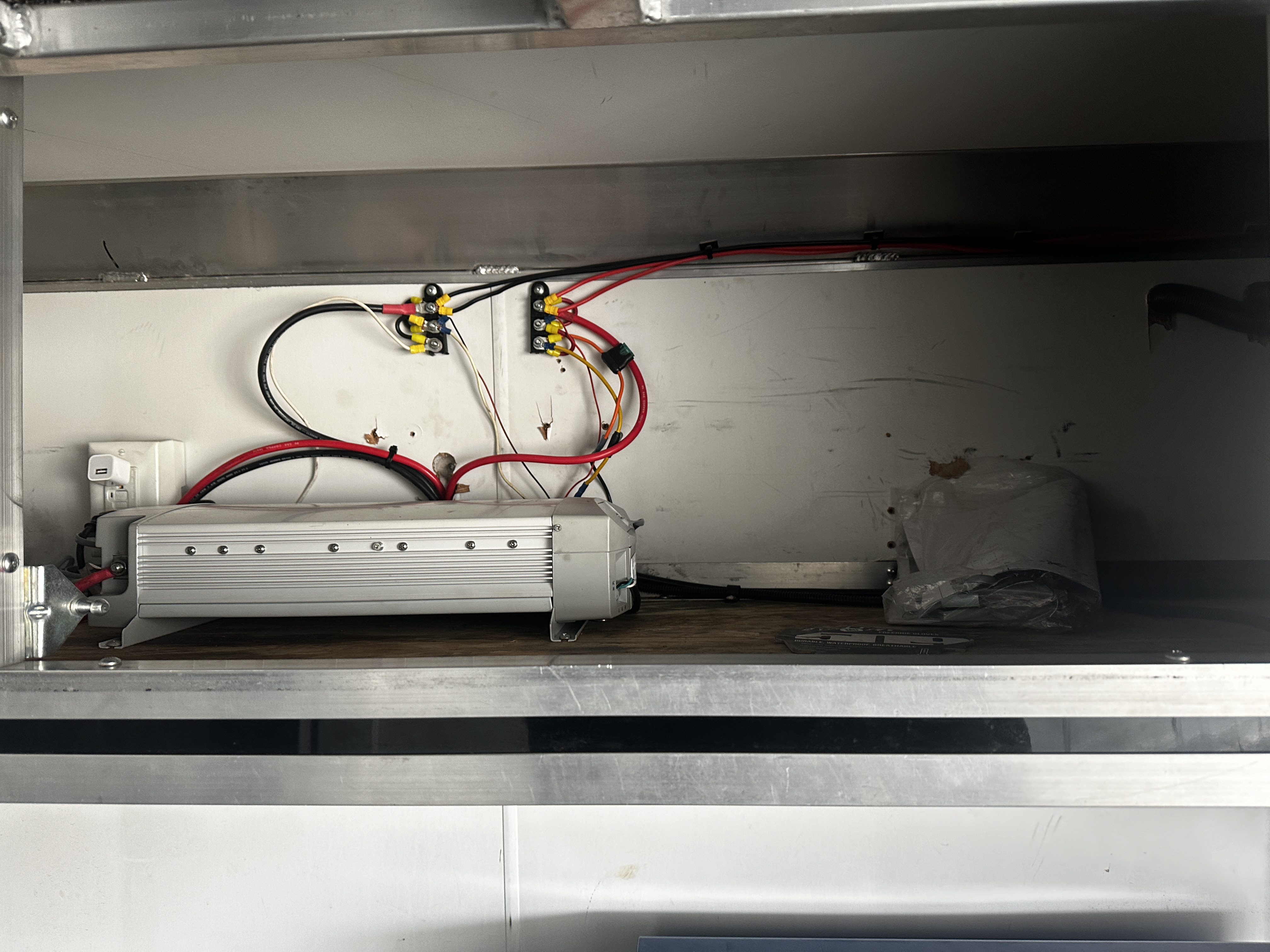 2015 Mission HEATED SLED TRAILER - Photo 14
