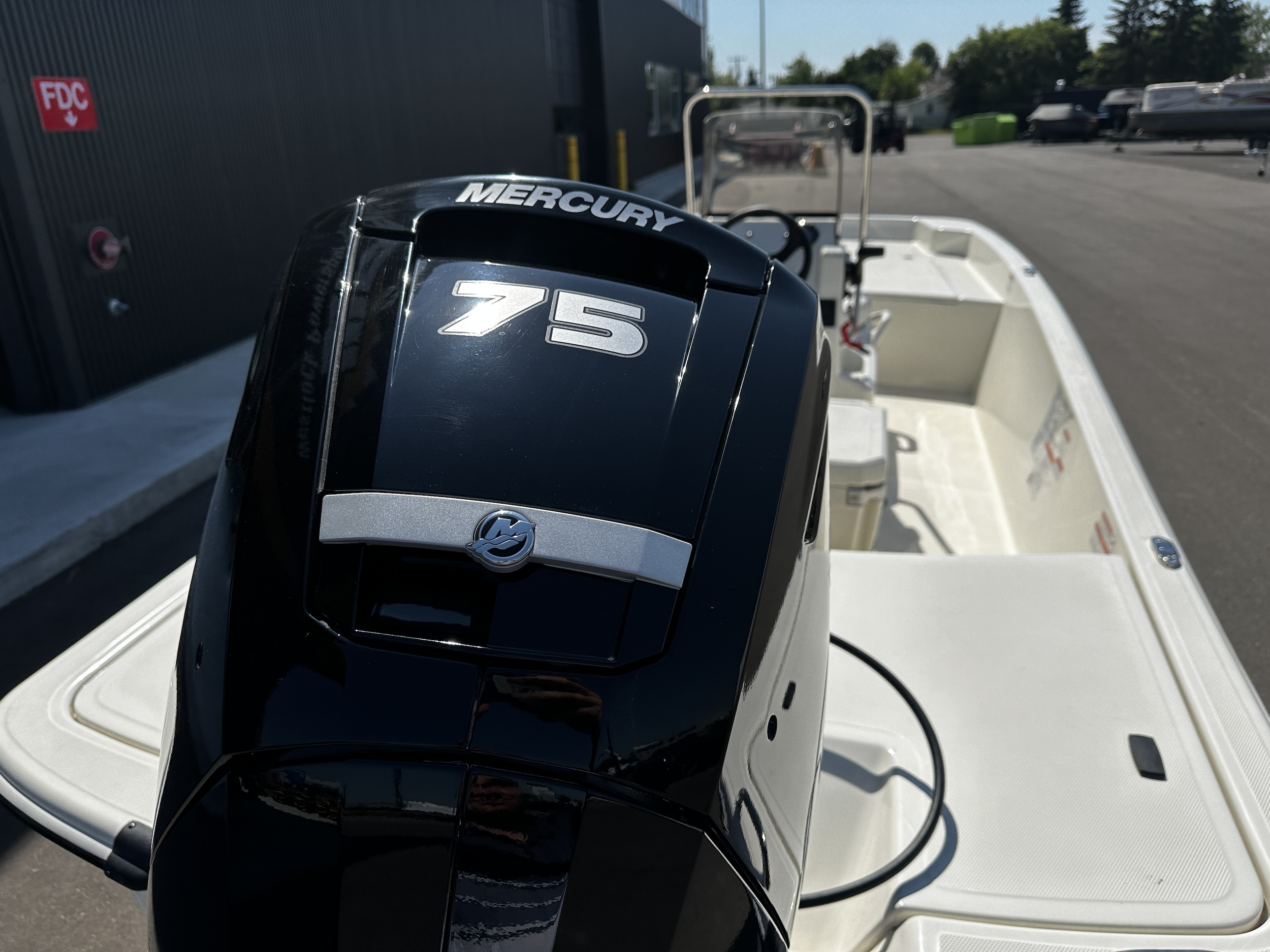 2023 Mako PRO SKIFF 17CC - Photo 12