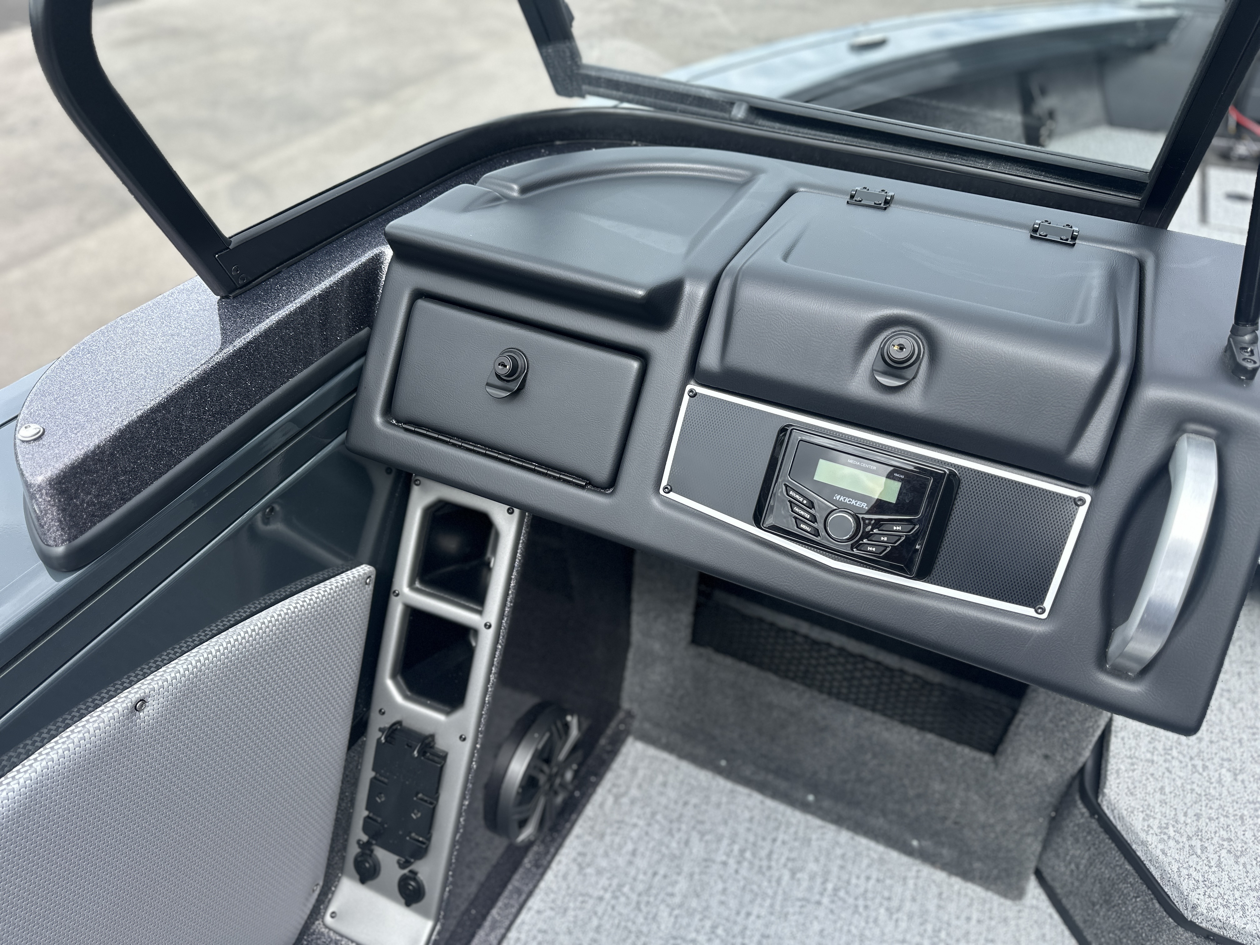 2024 Ranger Boats VX1988 - Photo 16