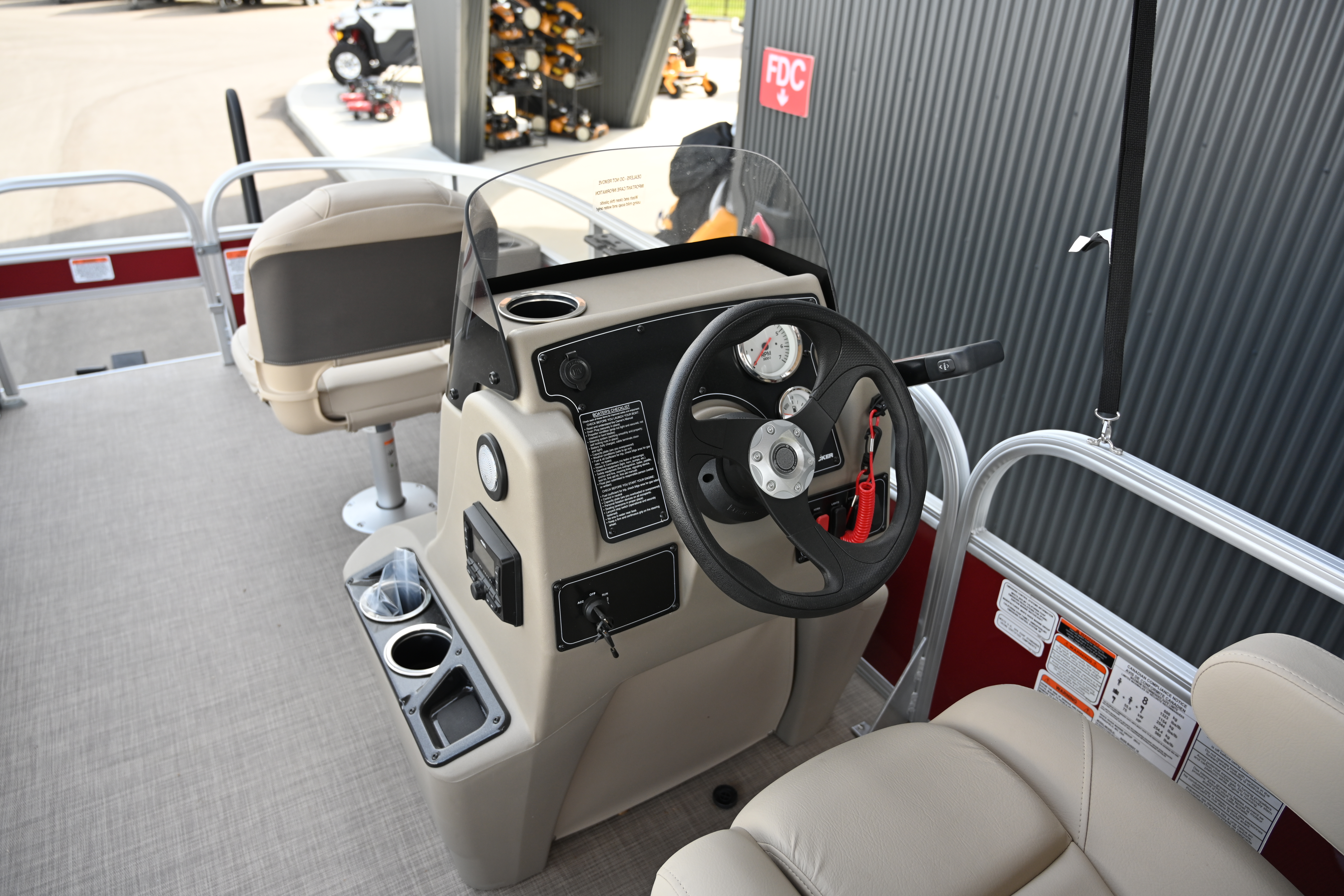 2025 Sun Tracker BASS BUGGY 18 DLX 25BB18 - Photo 17