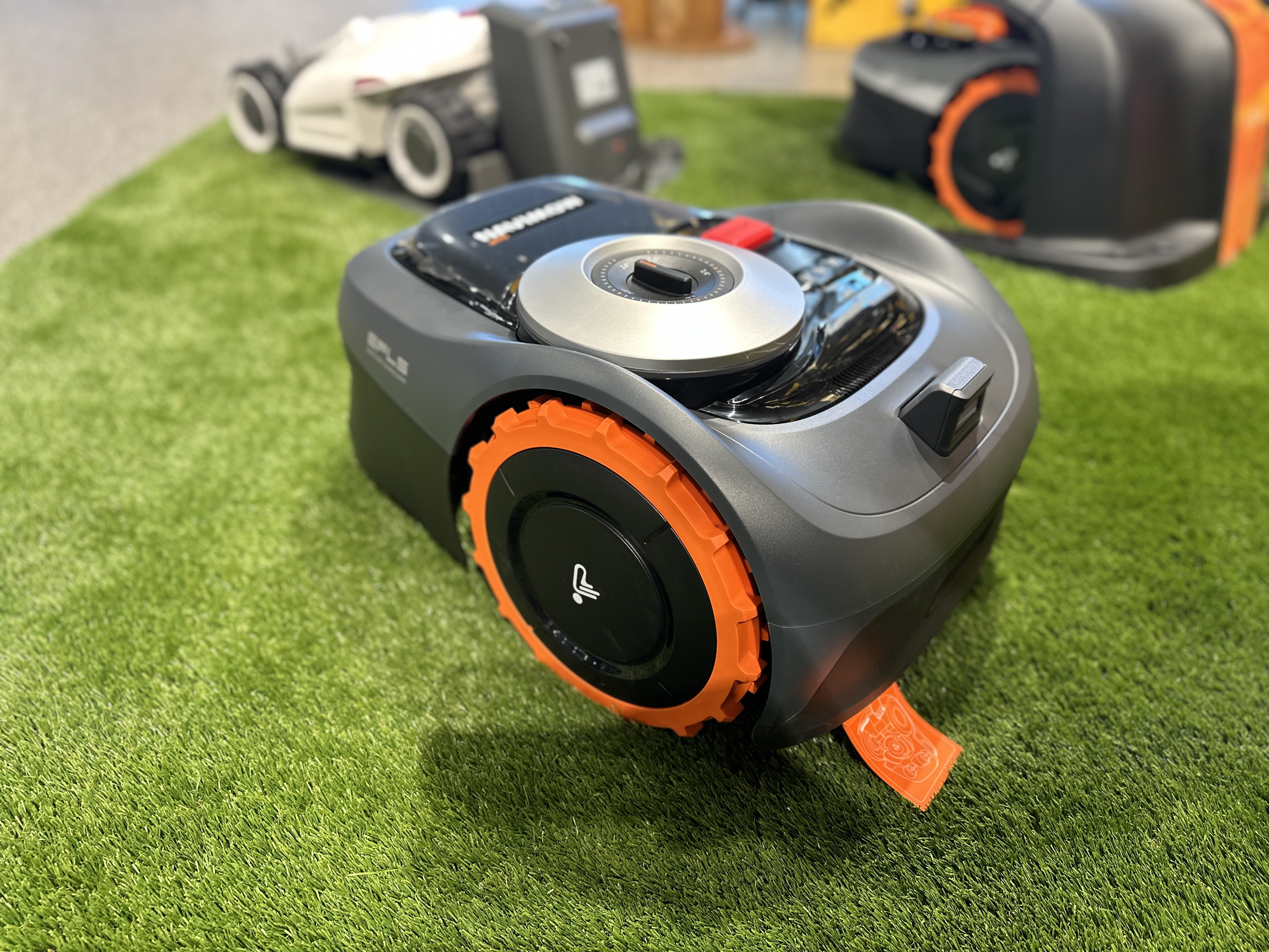 2024 Segway Robotics SG1 I110N - Photo 3