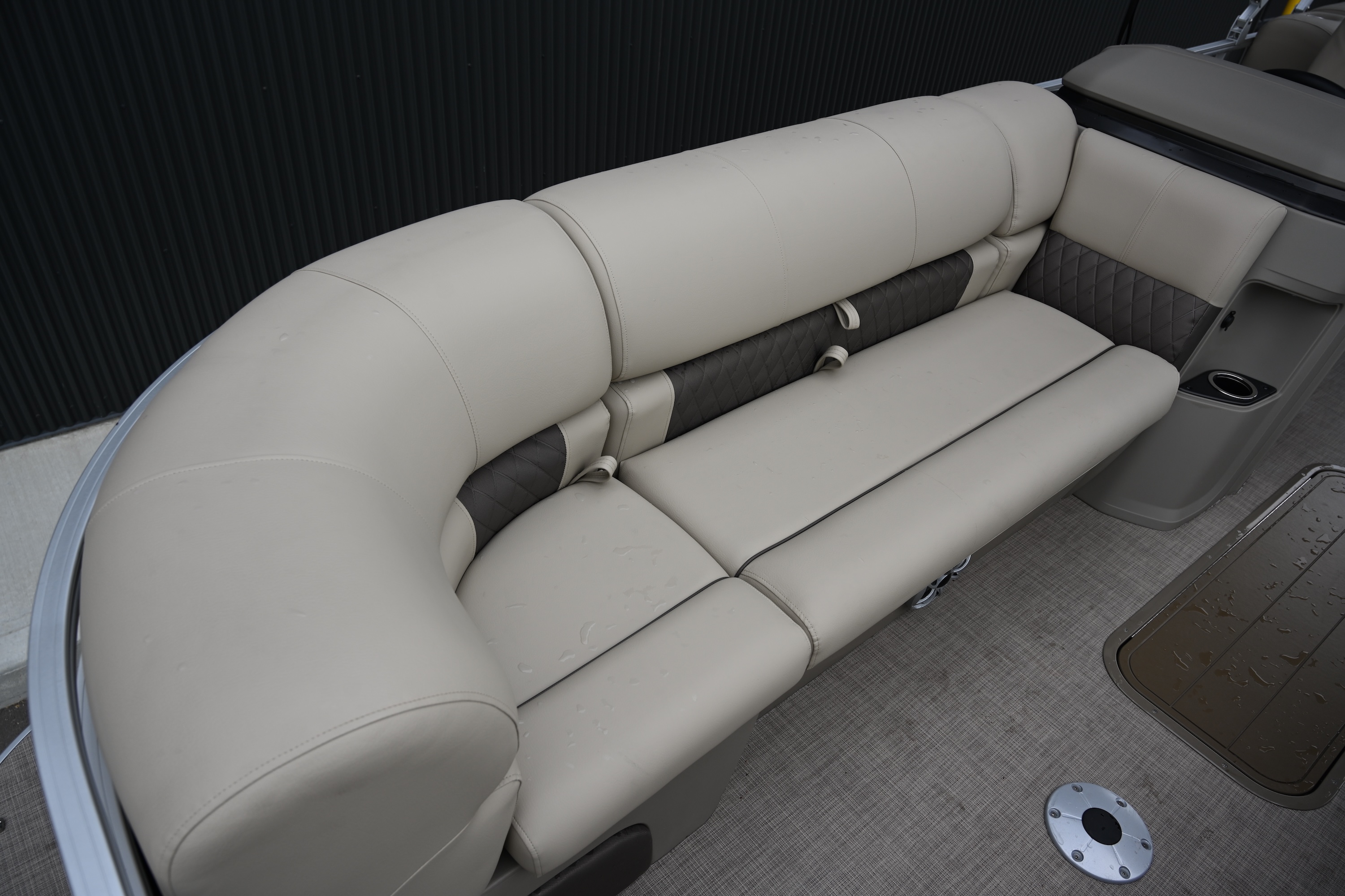 2025 Sun Tracker Party Barge® 22 XP3 - Photo 13