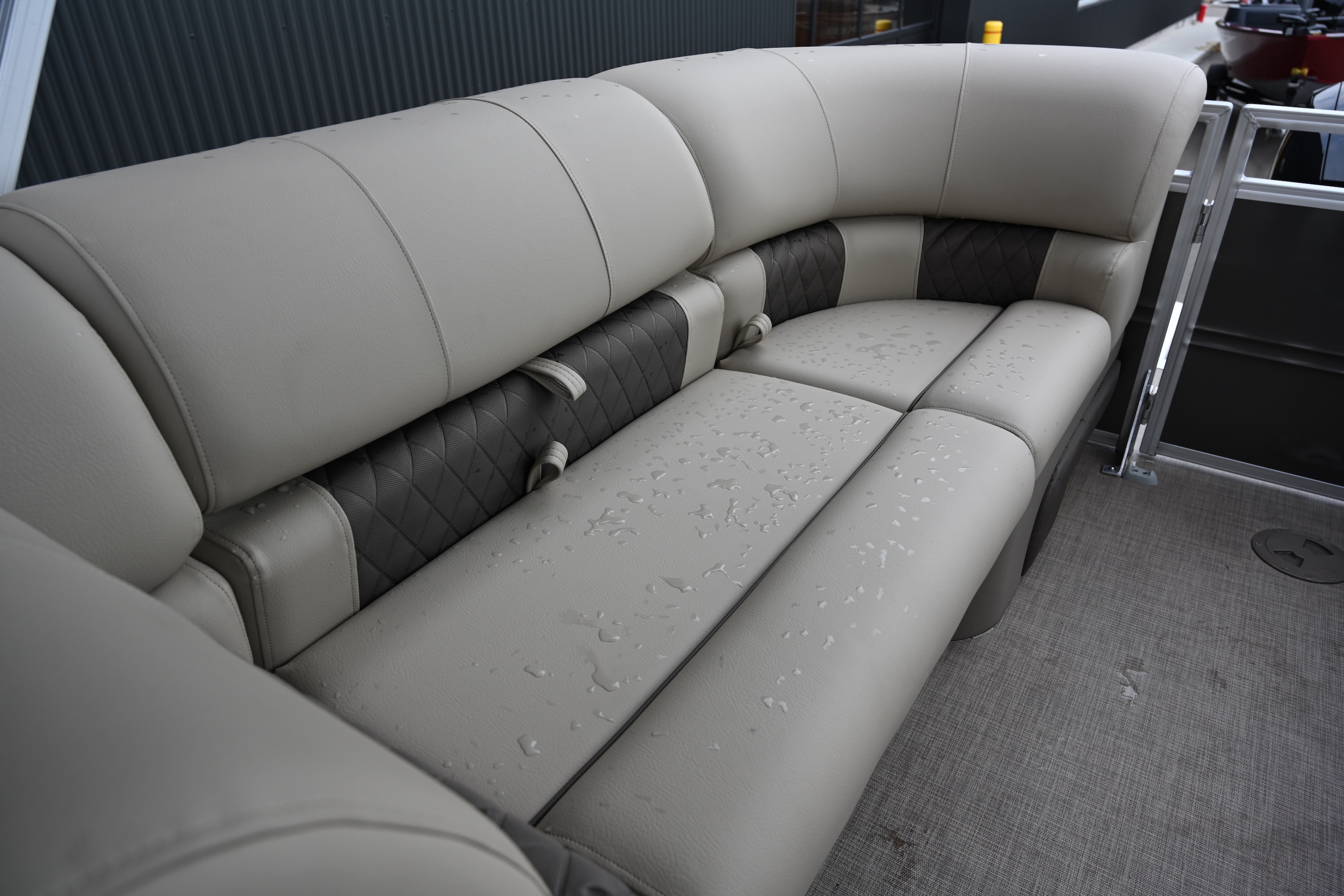 2025 Sun Tracker Party Barge® 22 XP3 - Photo 20