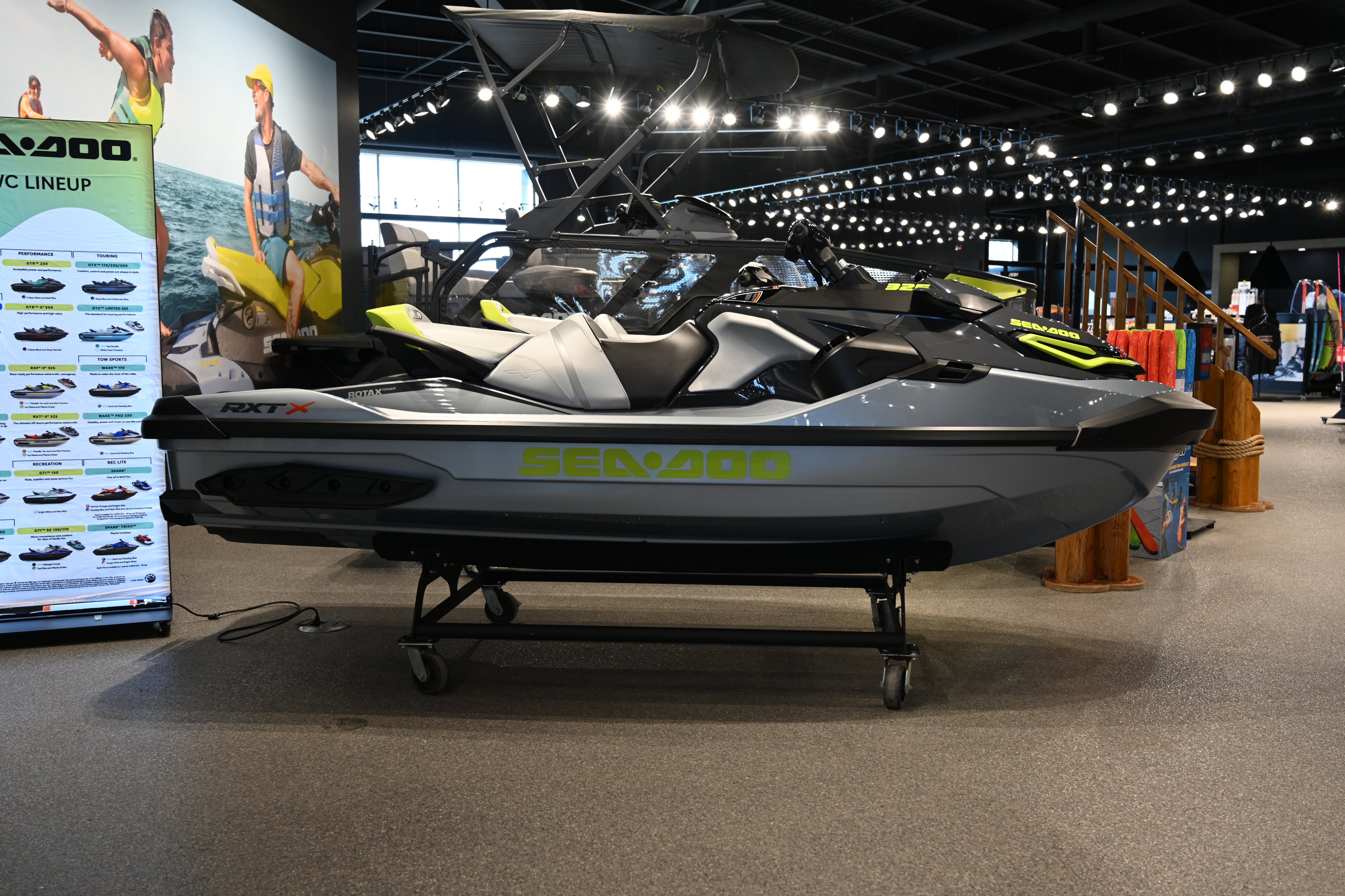2025 Sea-Doo RXT-X 325 W/SOUND - Photo 5