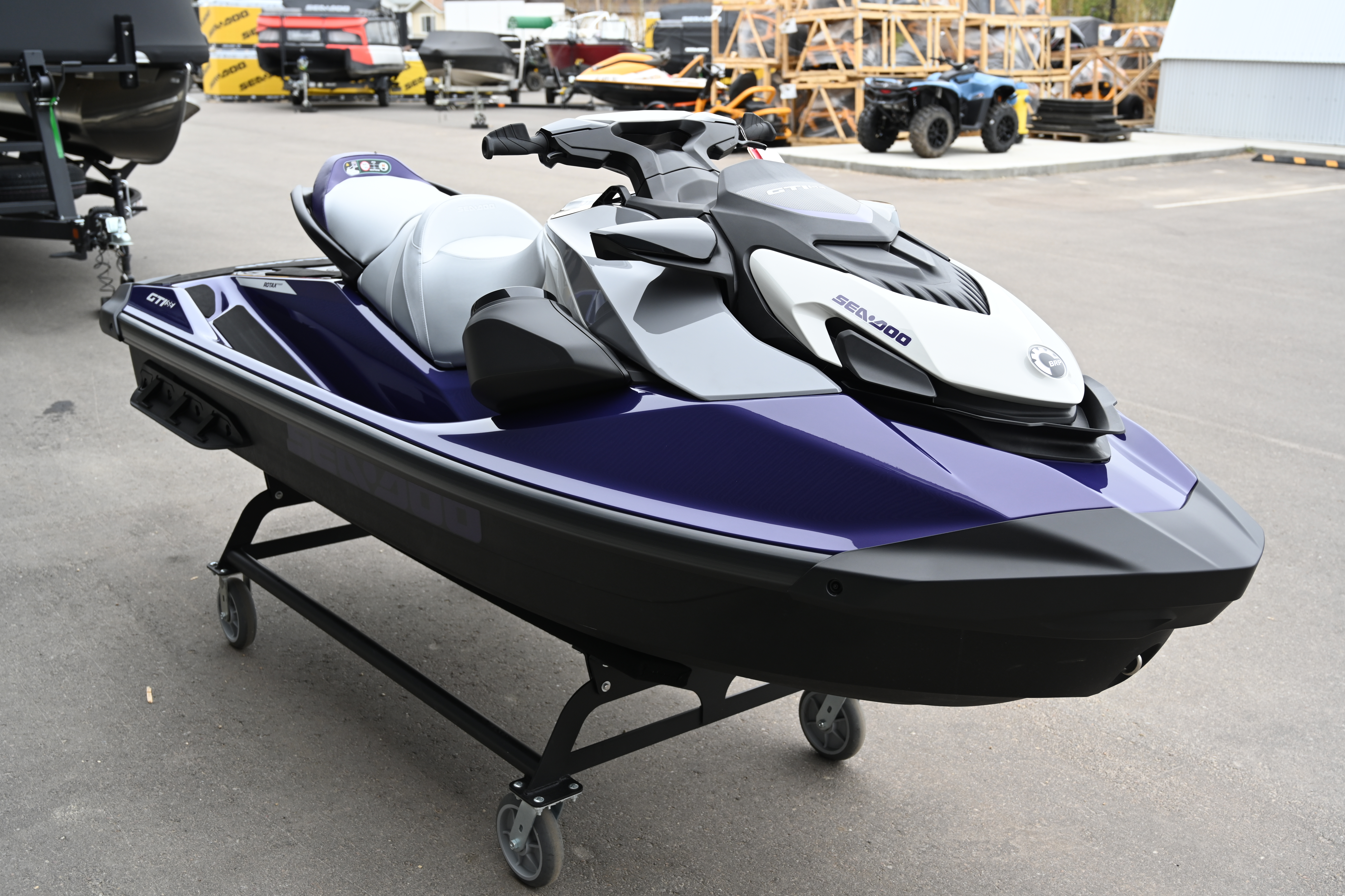 2025 Sea-Doo GTI SE 170 W/SOUND - Photo 8