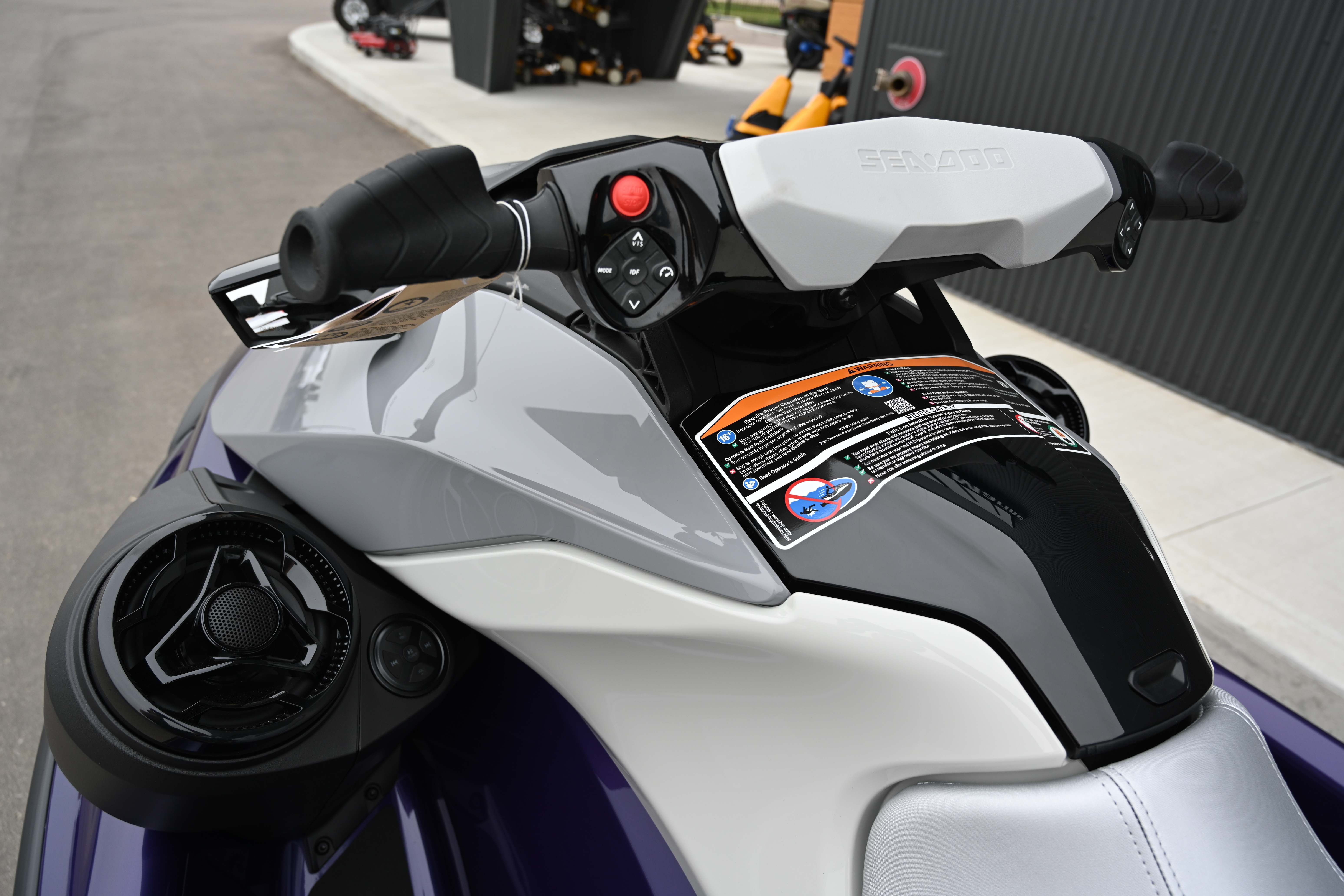2025 Sea-Doo GTI SE 170 W/SOUND - Photo 12