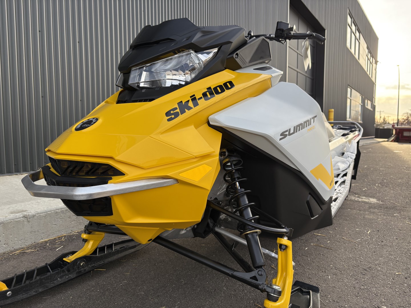 2025 Ski-Doo Summit® NEO 600 EFI - 55 Cobra 1.6 with FlexEdge (TWSB) - Photo 8