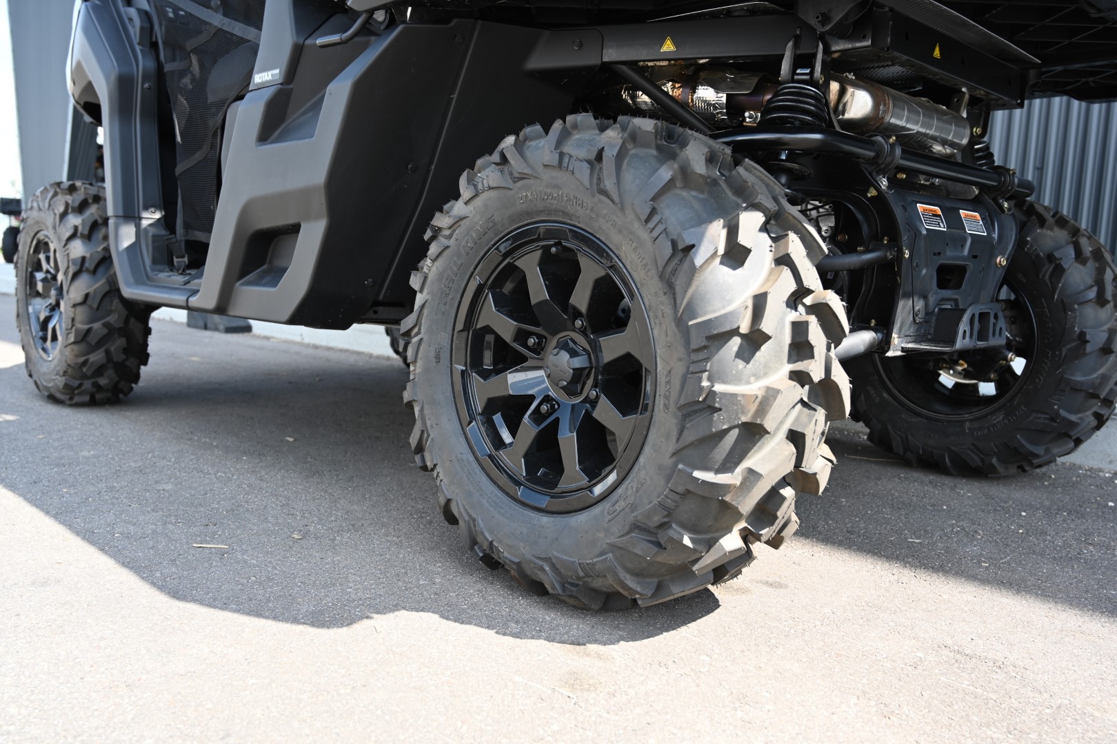 2025 Can-Am Defender XT HD10 8CSH - Photo 14