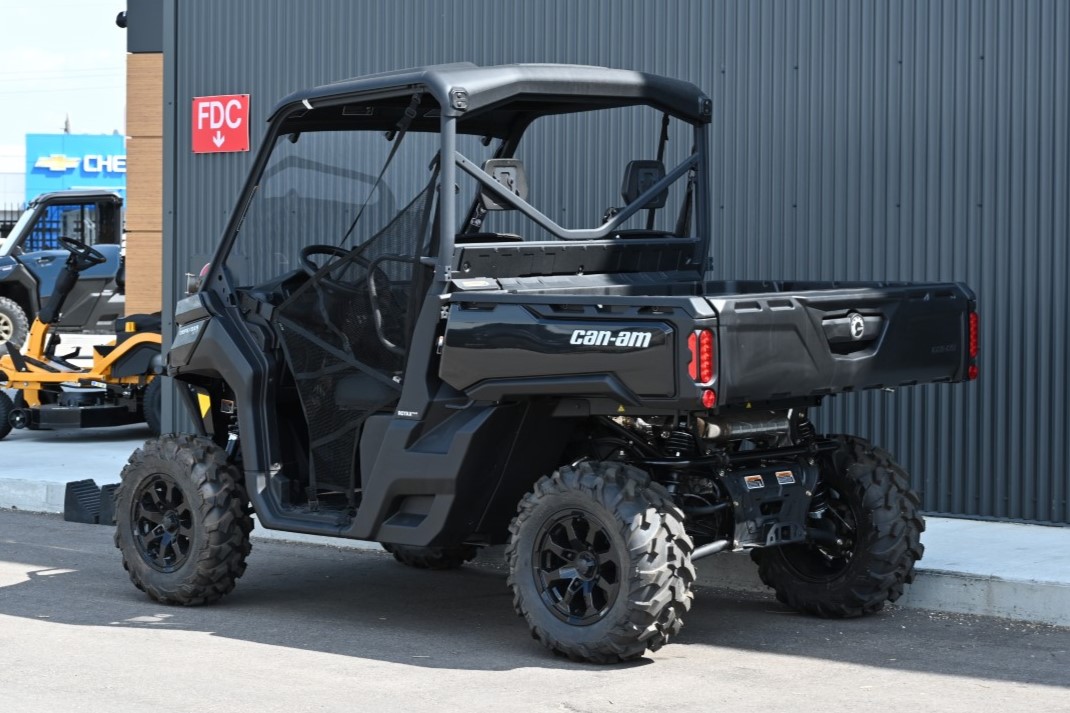 2025 Can-Am Defender XT HD10 8CSH - Photo 3