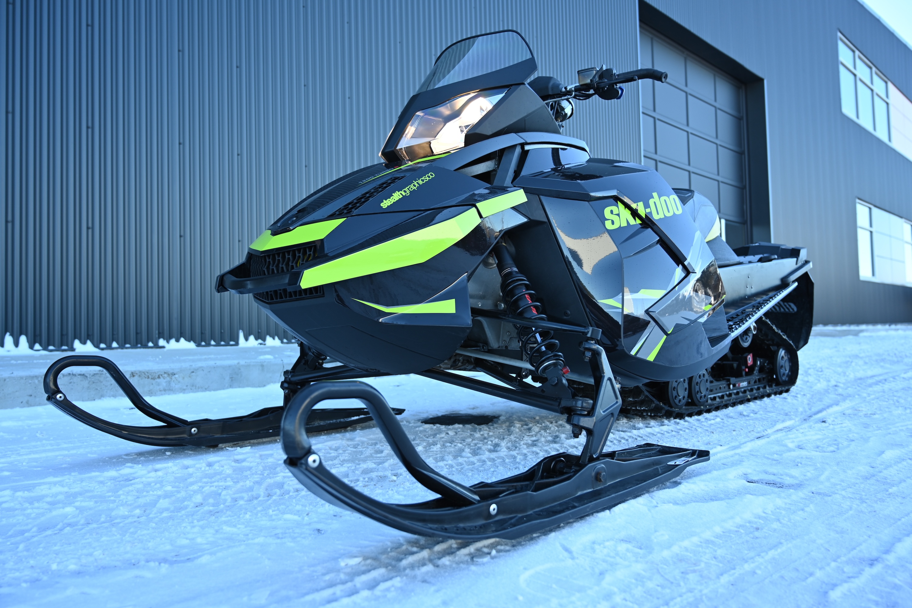 2014 Ski-Doo CUSTOM - Renegade® X® Rotax® 4-TEC® 1200 - Photo 9