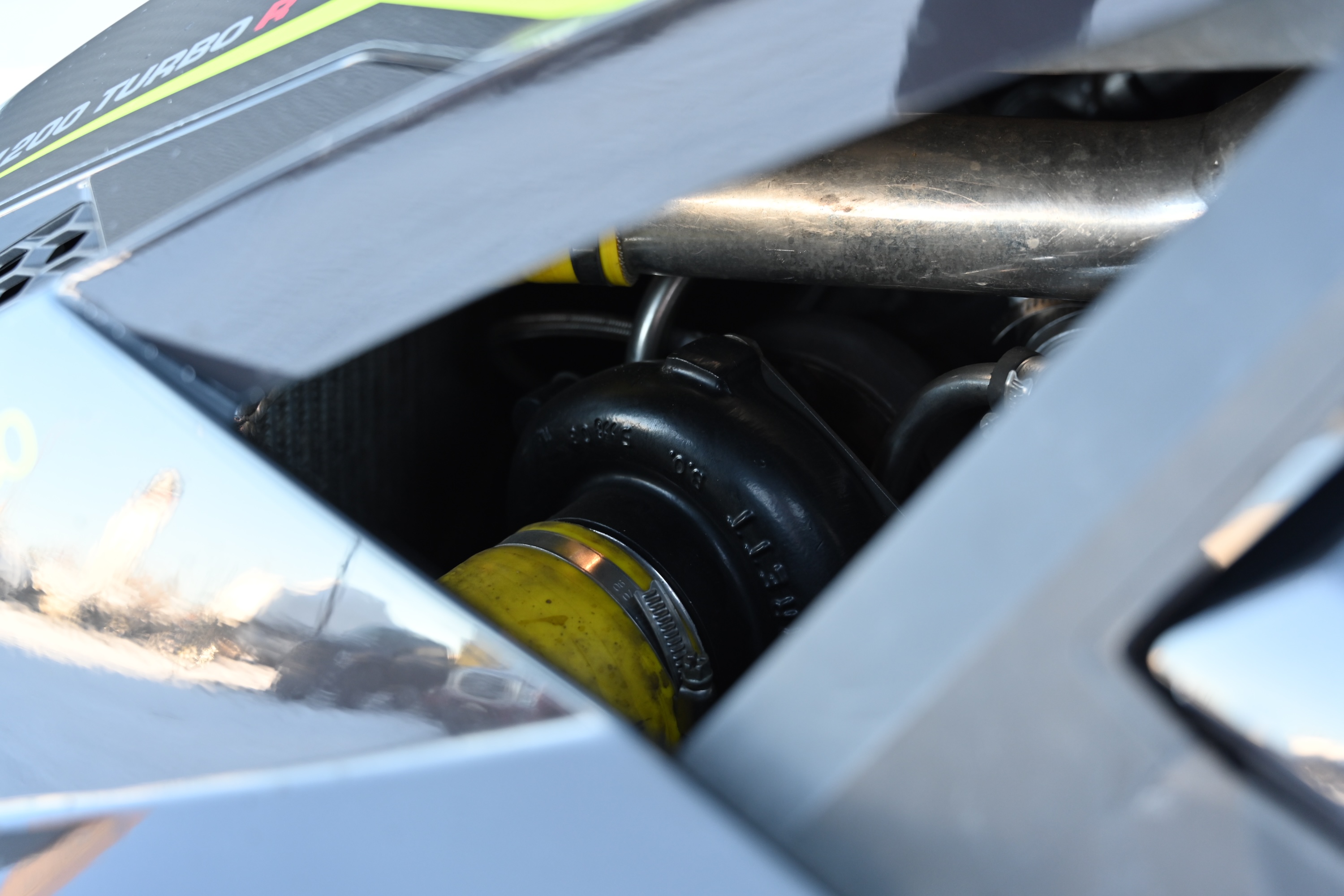 2014 Ski-Doo CUSTOM - Renegade® X® Rotax® 4-TEC® 1200 - Photo 10