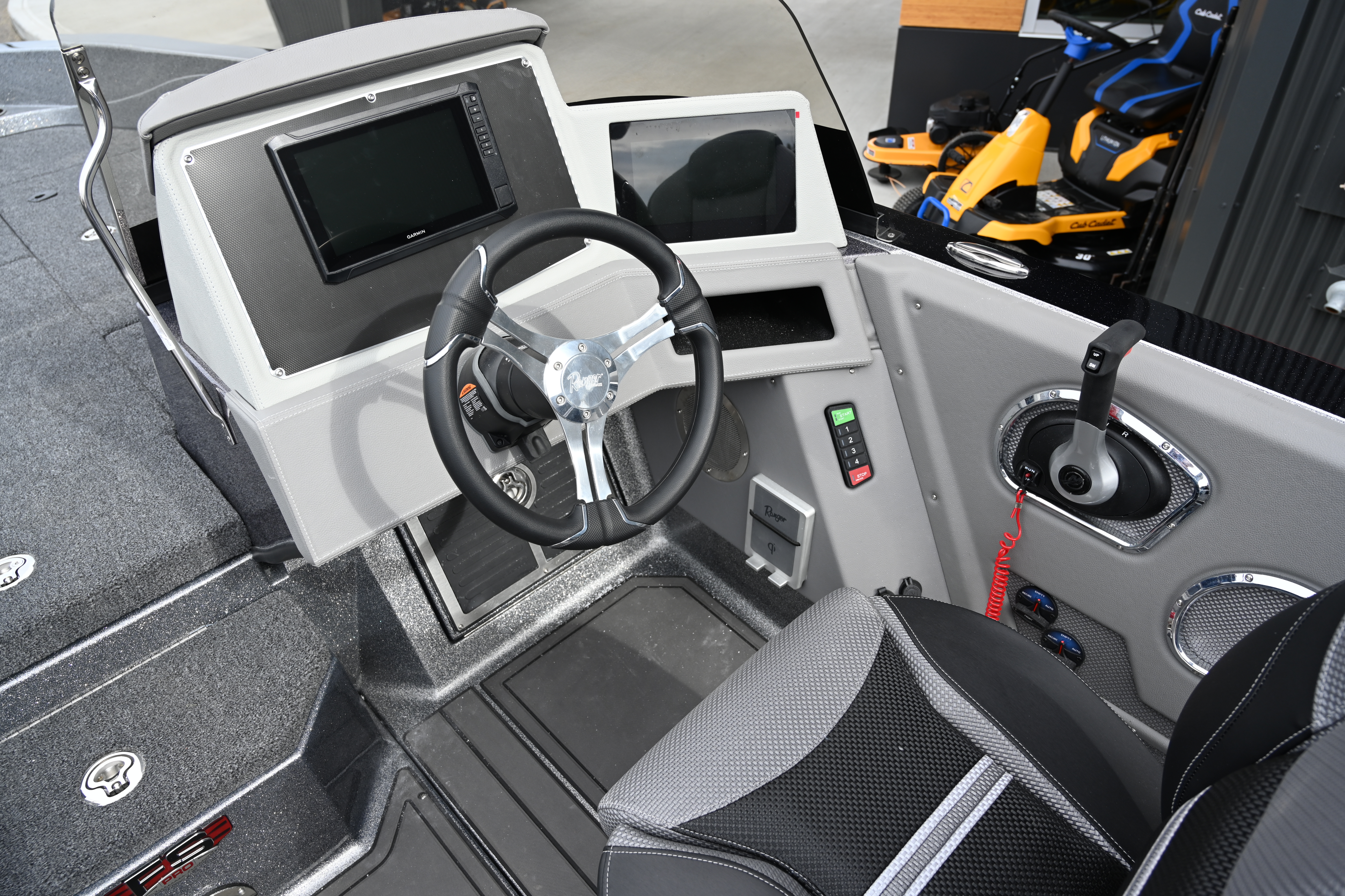 2025 Ranger Boats RANGER 620 PRO FS - Photo 14