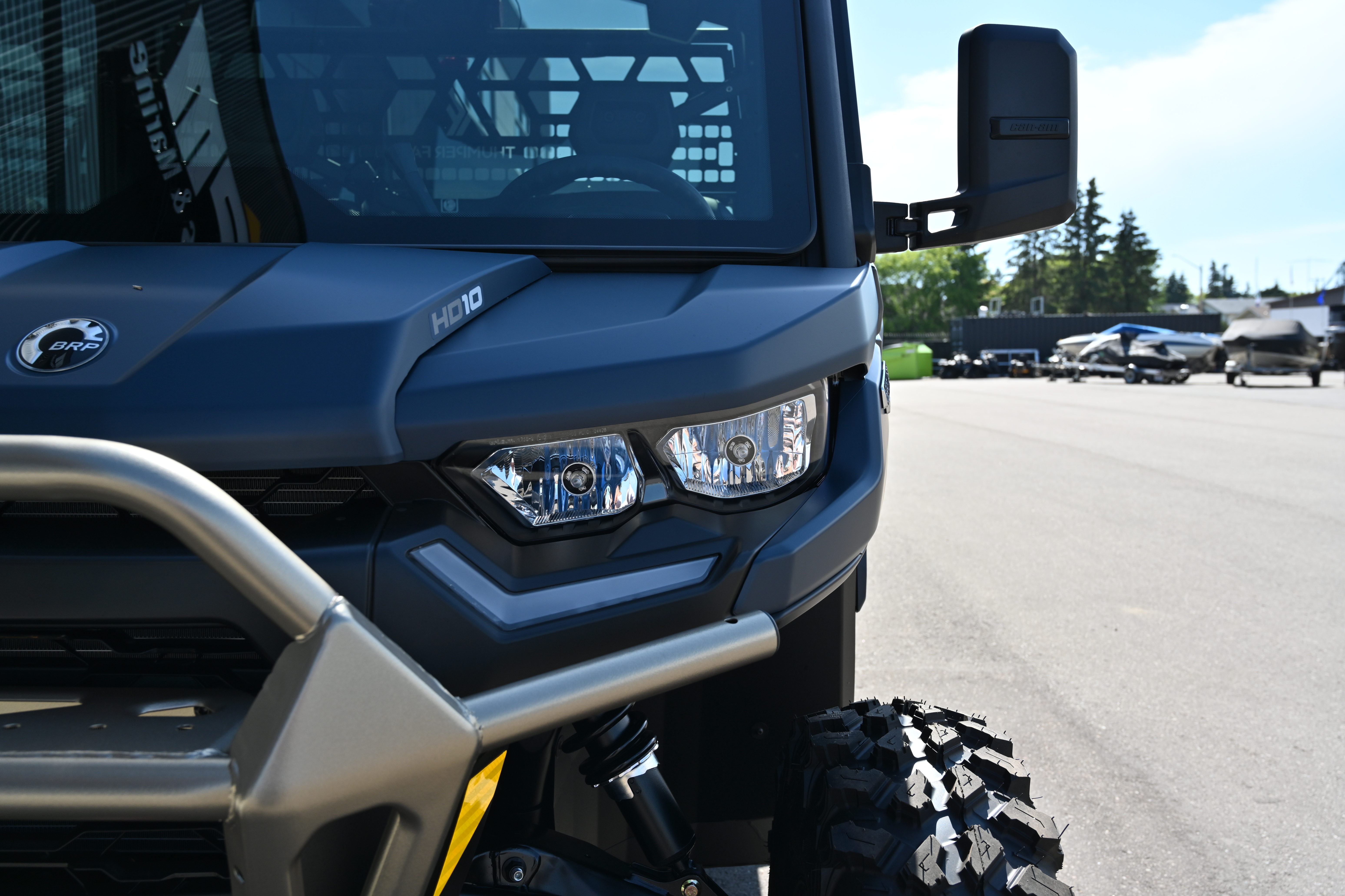 2025 Can-Am Defender LIMITED CAB HD10-8JSF - Photo 7