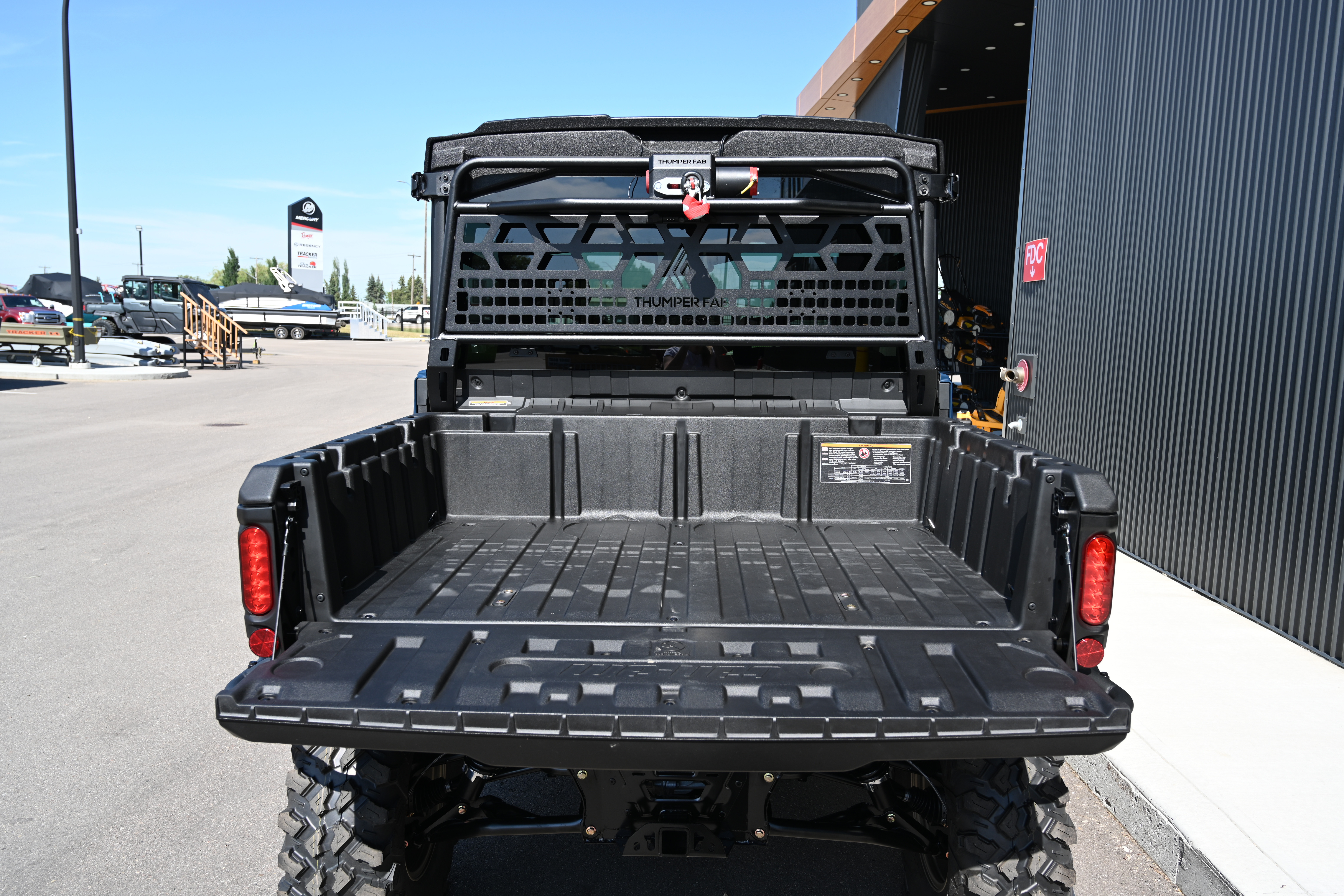 2025 Can-Am Defender LIMITED CAB HD10-8JSF - Photo 10